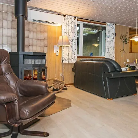 Feriehus 6 Person In R M Bolilmark