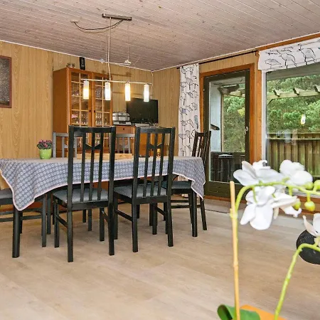 Feriehus 6 Person In R M *